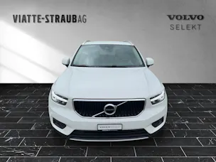 VOLVO XC40 2.0 B4 MH Momentum AWD