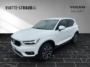 VOLVO XC40 2.0 B4 MH Momentum AWD