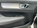 VOLVO XC40 2.0 B4 MH Momentum AWD