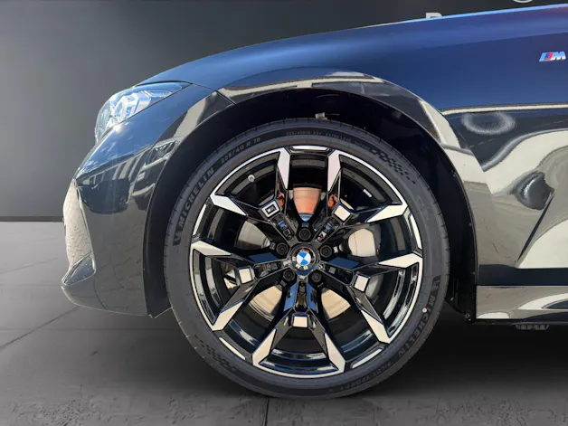 BMW 330i xDrive SAG Touring