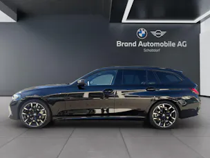 BMW 330i xDrive SAG Touring