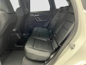 BMW X1 U11 30e xDrive paddles