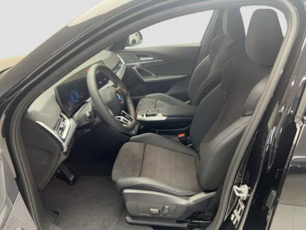BMW X2 U10 20i sDrive paddles