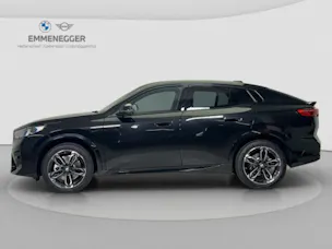 BMW X2 U10 20i sDrive paddles