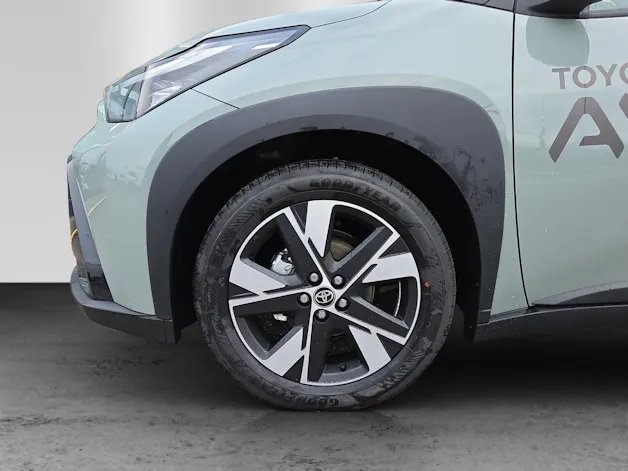 Toyota Aygo X 1.5 VVT-i HSD Trend