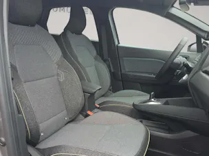 RENAULT Captur 1.8 E-Tech techno