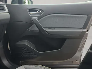 RENAULT Captur 1.8 E-Tech techno