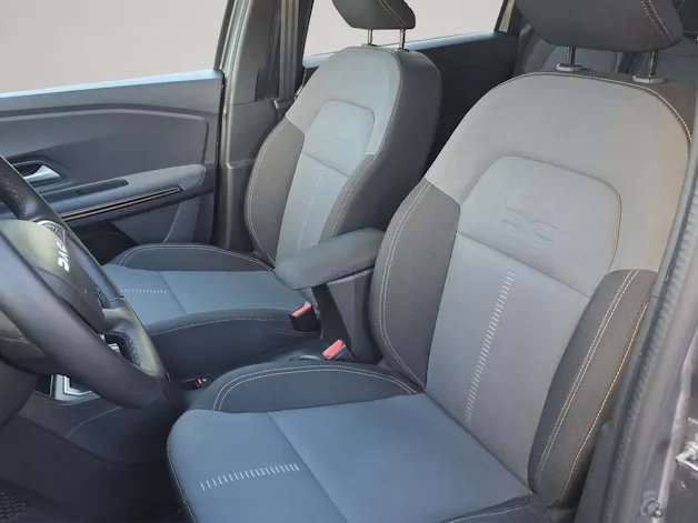 DACIA Jogger 1.6 Hybrid Extreme 7P