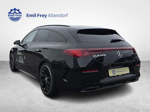 Fahrzeugbild MERCEDES-BENZ CLA 220 4MATIC Shooting Brake