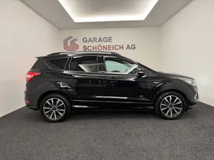 FORD Kuga 2.0 EcoB 240 ST-Line