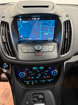FORD Kuga 2.0 EcoB 240 ST-Line