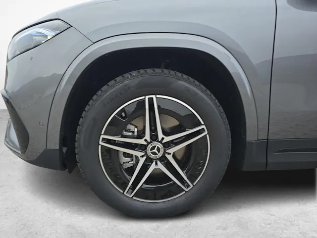 MERCEDES-BENZ EQA 300 4MATIC Excellence AMG Line