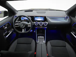 MERCEDES-BENZ EQA 300 4MATIC Excellence AMG Line