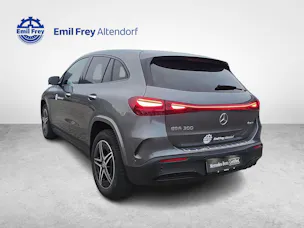 MERCEDES-BENZ EQA 300 4MATIC Excellence AMG Line