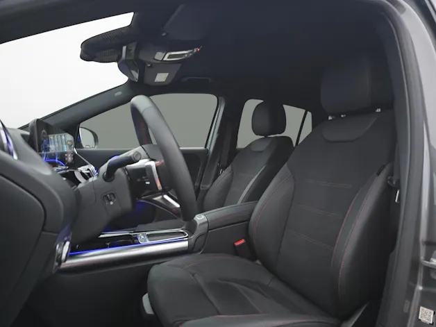MERCEDES-BENZ EQA 300 4MATIC Excellence AMG Line