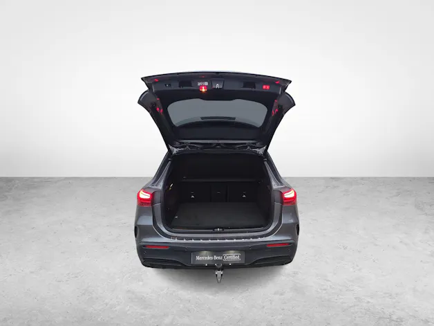 MERCEDES-BENZ EQA 300 4MATIC Excellence AMG Line