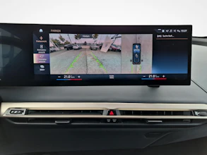 https://vehicle.imgix.net/4518942/7fbe6ee4-5591-4cd4-a089-204d22b2be47.jpg