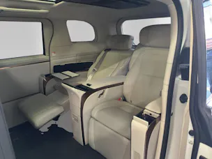 Lexus LM 350h VIP