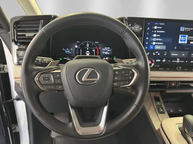 Lexus LM 350h VIP