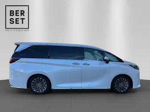 Lexus LM 350h VIP