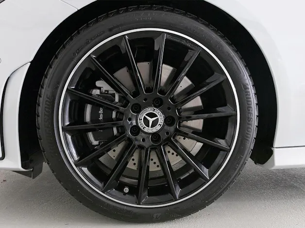 MERCEDES-BENZ CLA 250 4MATIC SB