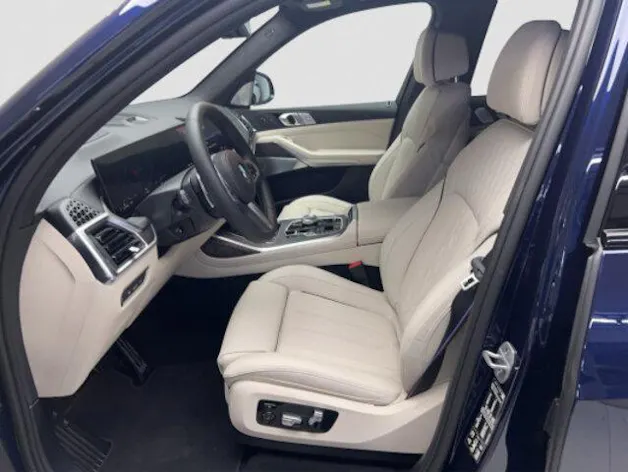 BMW X7 G07 40i xDrive SAG