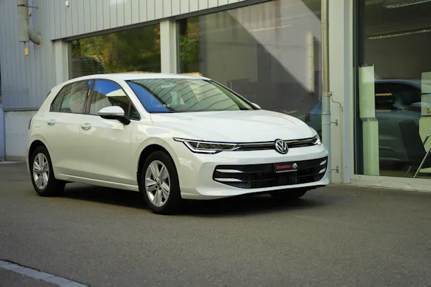VW Golf VIII 1.5 eTSI Life DSG