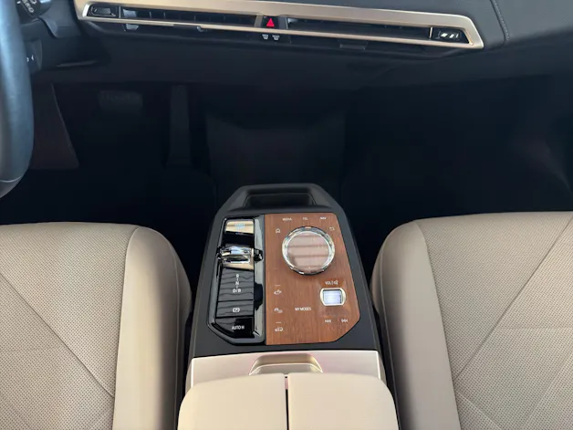 BMW iX xDrive50