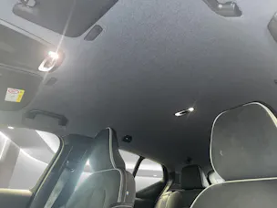 VOLVO XC40 2.0 B4 MH R-Design AWD