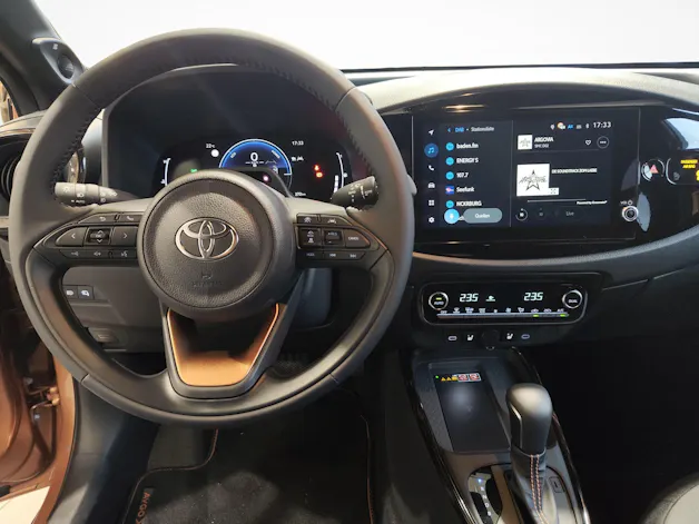Toyota Aygo X 1.5 VVT-i HSD Style