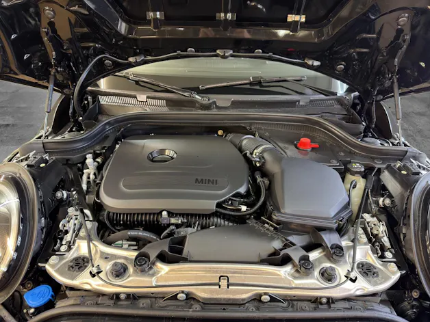 MINI F66 2.0i John Cooper Works