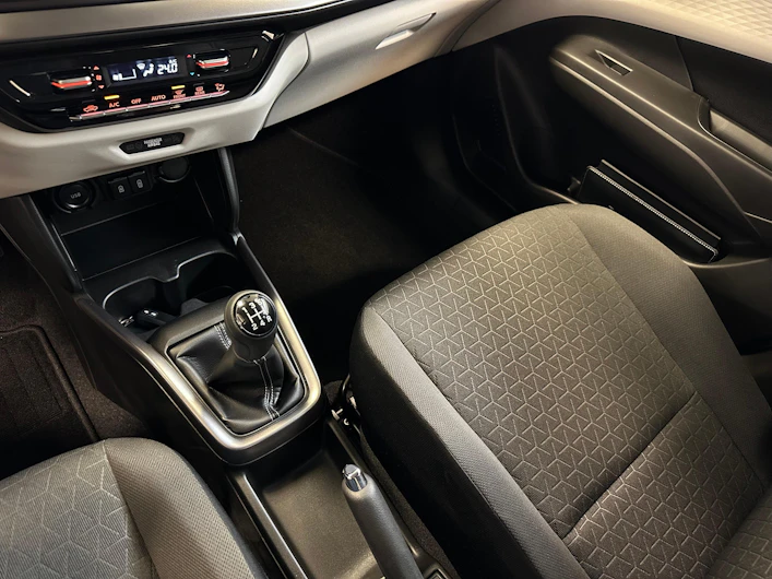 image du véhicule SUZUKI SWIFT