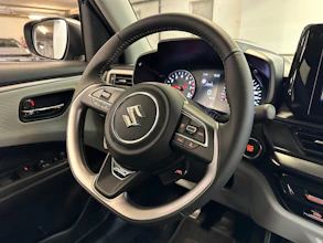 https://vehicle.imgix.net/4519287/9413344a-69a6-4f32-9e51-8146746a8b24.jpg