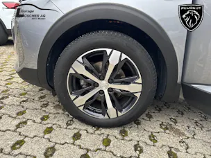 PEUGEOT 5008 1.2 PureTech Allure Pack