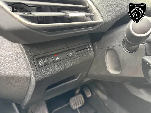 PEUGEOT 5008 1.2 PureTech Allure Pack