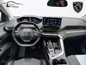 PEUGEOT 5008 1.2 PureTech Allure Pack