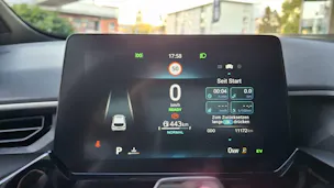 MG 3 1.5 Hybrid Luxury
