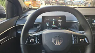 MG 3 1.5 Hybrid Luxury