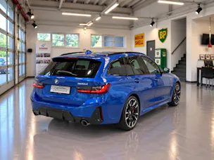 BMW 320d xDrive 48V Touring Steptronic M Sport Pro + AHK 1800kg