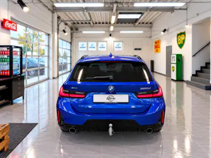 BMW 320d xDrive 48V Touring Steptronic M Sport Pro + AHK 1800kg