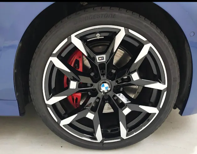 BMW 320d xDrive 48V Touring Steptronic M Sport Pro + AHK 1800kg