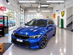 BMW 320d xDrive 48V Touring Steptronic M Sport Pro + AHK 1800kg