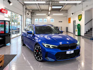 BMW 320d xDrive 48V Touring Steptronic M Sport Pro + AHK 1800kg