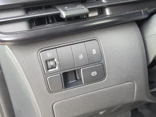 HYUNDAI Staria 84 kWh Amplia