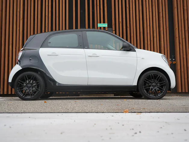 SMART FORFOUR TWINMATIC CITYPASSION BRABUS STYLE TWINMATIC l 90 PS