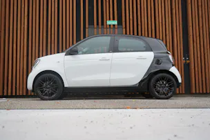 SMART FORFOUR TWINMATIC CITYPASSION BRABUS STYLE TWINMATIC l 90 PS