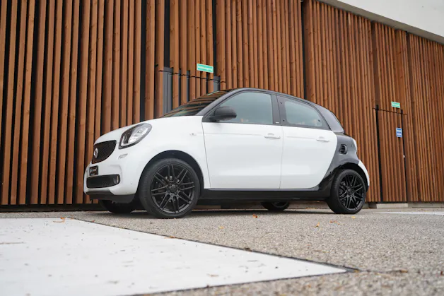 SMART FORFOUR TWINMATIC CITYPASSION BRABUS STYLE TWINMATIC l 90 PS