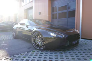 ASTON MARTIN V8 Vantage 4.7 Sportshift "* CH Véhicule * GPS * Sièges Electriques/Chauffants * Phares xénon * Tempomat *"