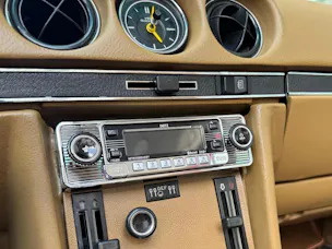 MERCEDES-BENZ 350 SL V8