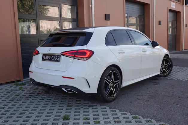 MERCEDES-BENZ A 250 AMG Line "* Pack AMG Line * Capteurs avant/arrière * Tempomat * Clim Auto * Sièges AMG * Jantes 18 *"